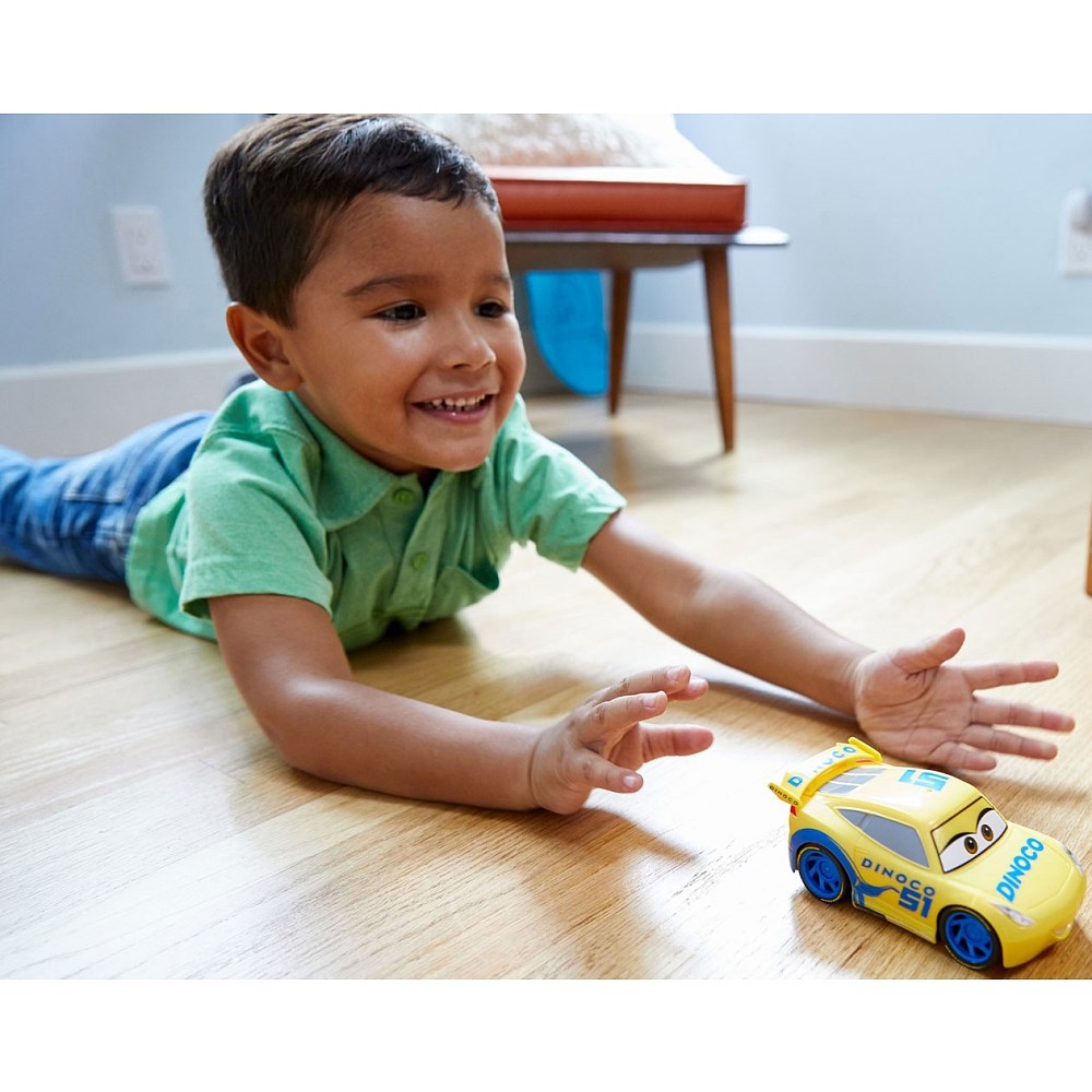 Mattel Disney Piksar Çek Bırak Araba 3 + Yaş Sarı