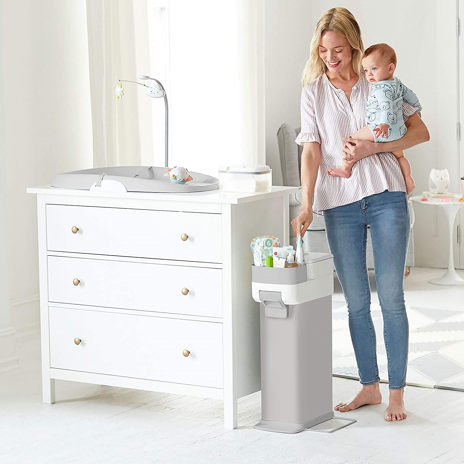 Skip Hop Nursery Style Bebek Bezi Çöp Kovası Seti Beyaz