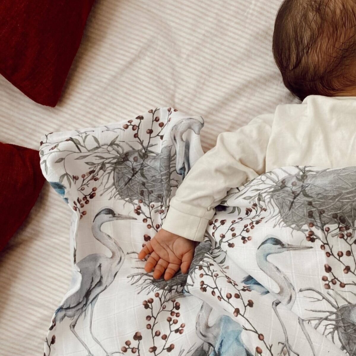 Hug Co Zeytin Dallı 2 Kat Müslin Örtü 