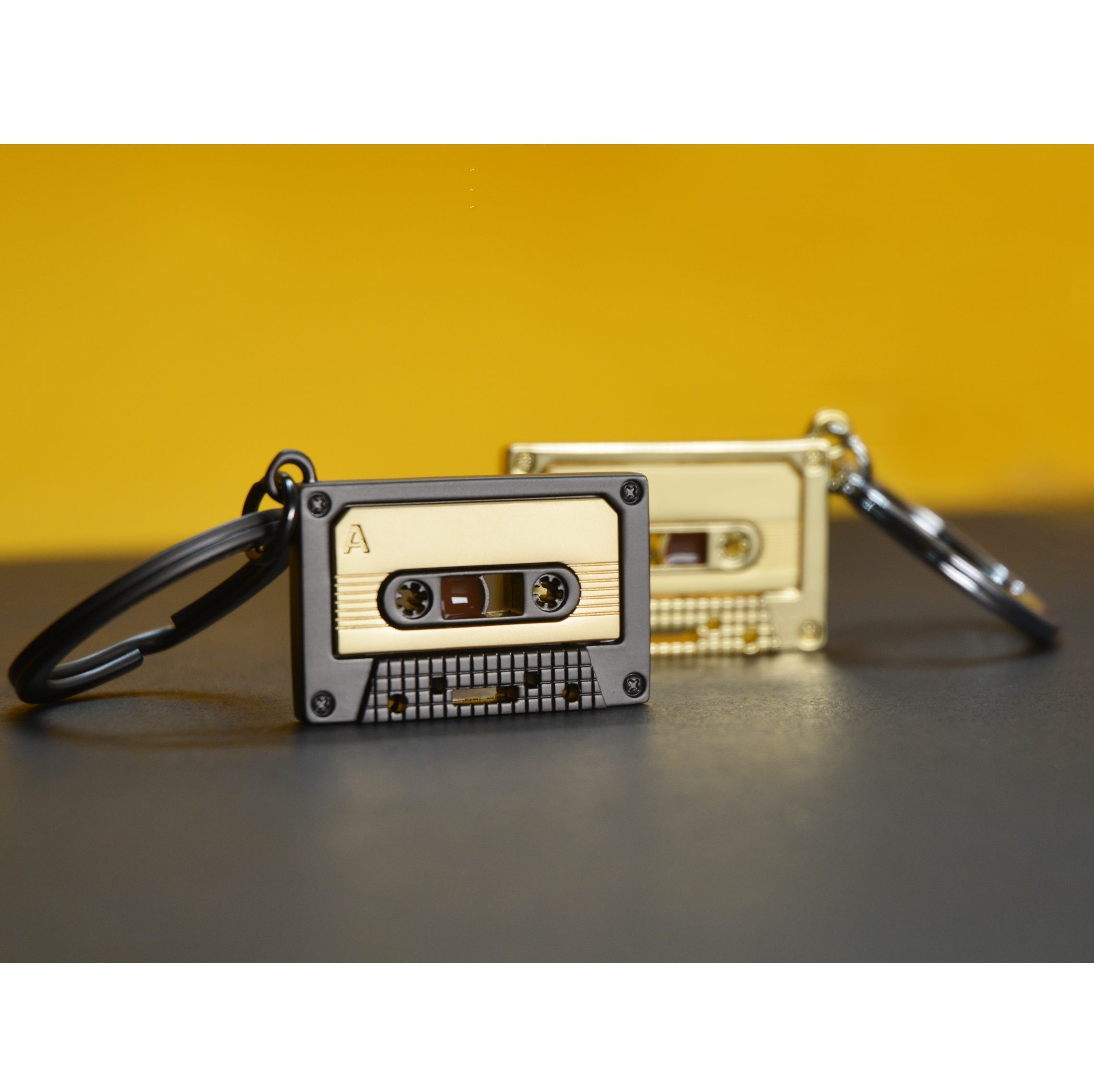 Metalmorphose Kaset Anahtarlık 