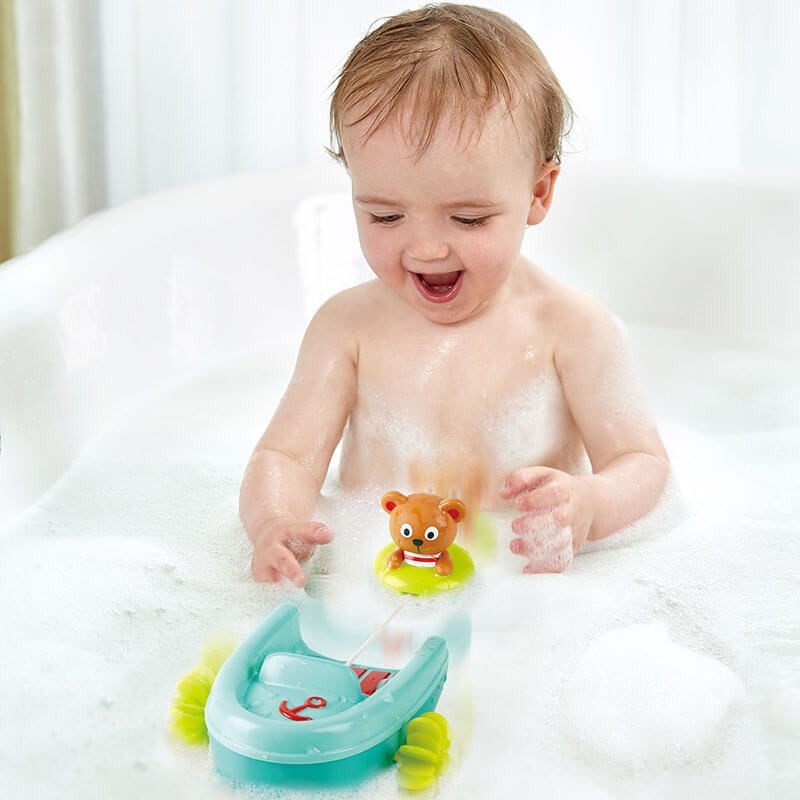 Hape Çek Bırak Tekne ve Ayıcık - Banyo Oyuncağı 