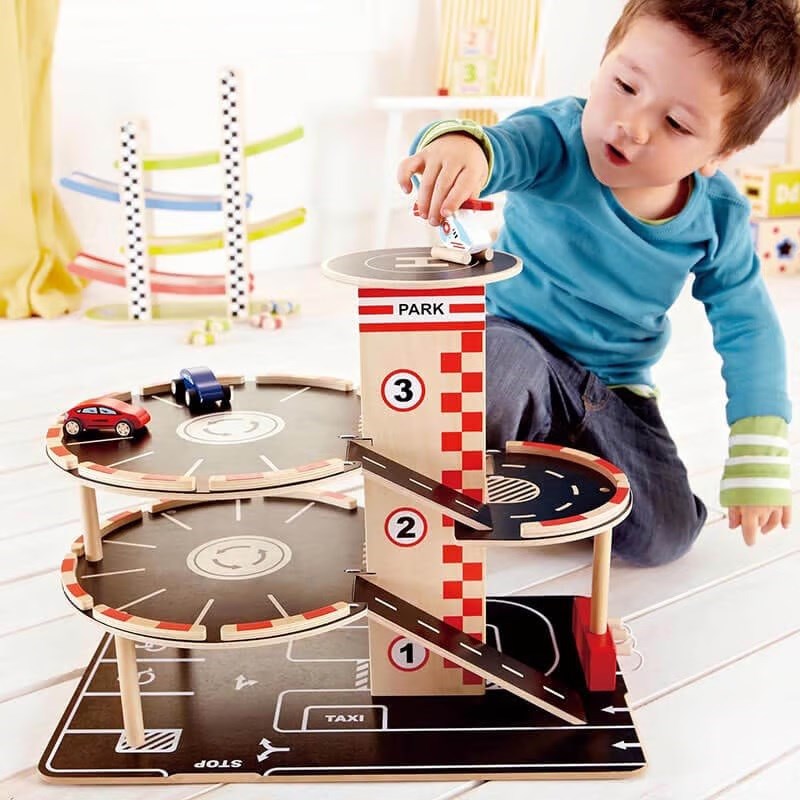 Hape Park & Go Oyuncak Garaj 