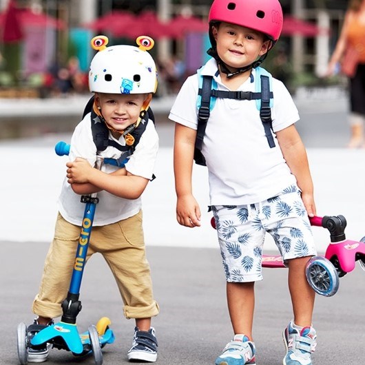 Micro Mini Micro Deluxe Katlanabilir 3 Tekerlekli Scooter Aqua 