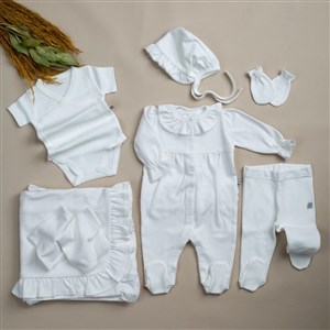 Mayys Baby Kız Bebek Organik Elegant Beyaz Tığ İşi Süslemeli 9'lu Hastane Çıkış Seti