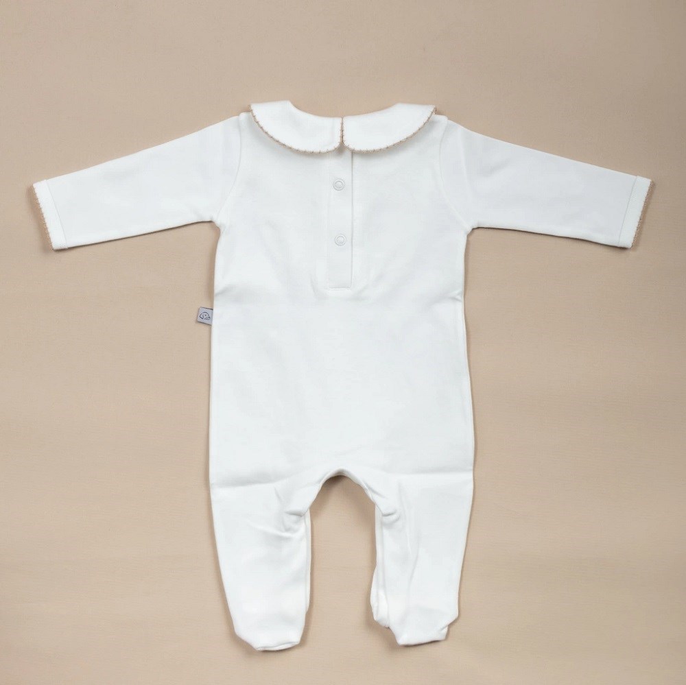 Mayys Baby Royal Bej Tığ İşi Süslemeli Çelenkli At Nakışlı 5' li Organik Hastane Çıkış Seti Beyaz