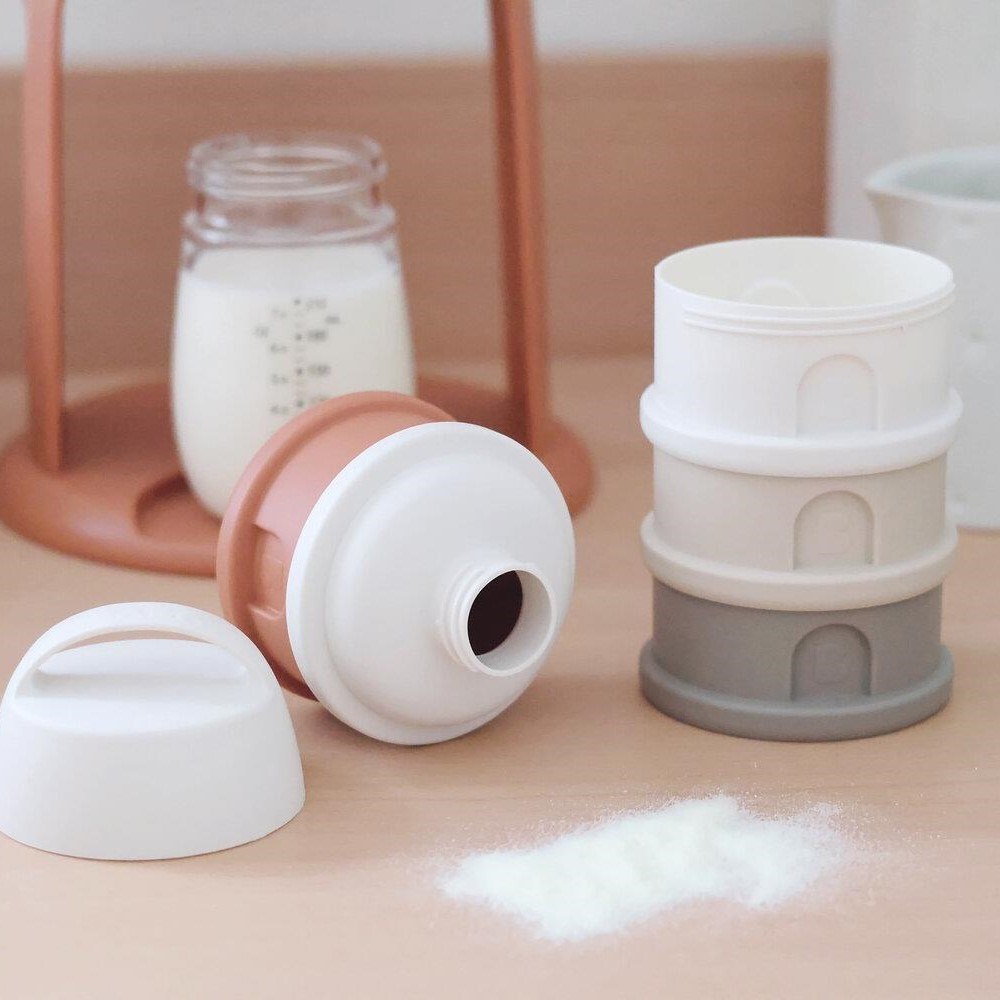 Beaba 4 Katmanlı Süt Tozu Kutusu Ve Atıştırmalık Kabı  (Cotton White/Terracotta) 