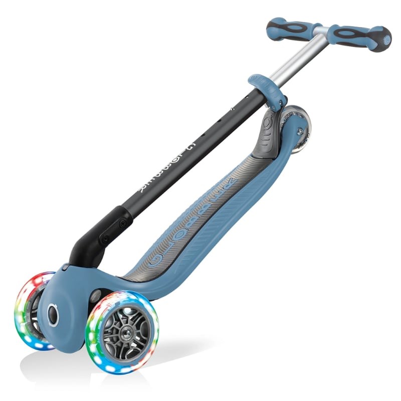 Globber Go Up Deluxe Işıklı Scooter - Pastel Mavi 
