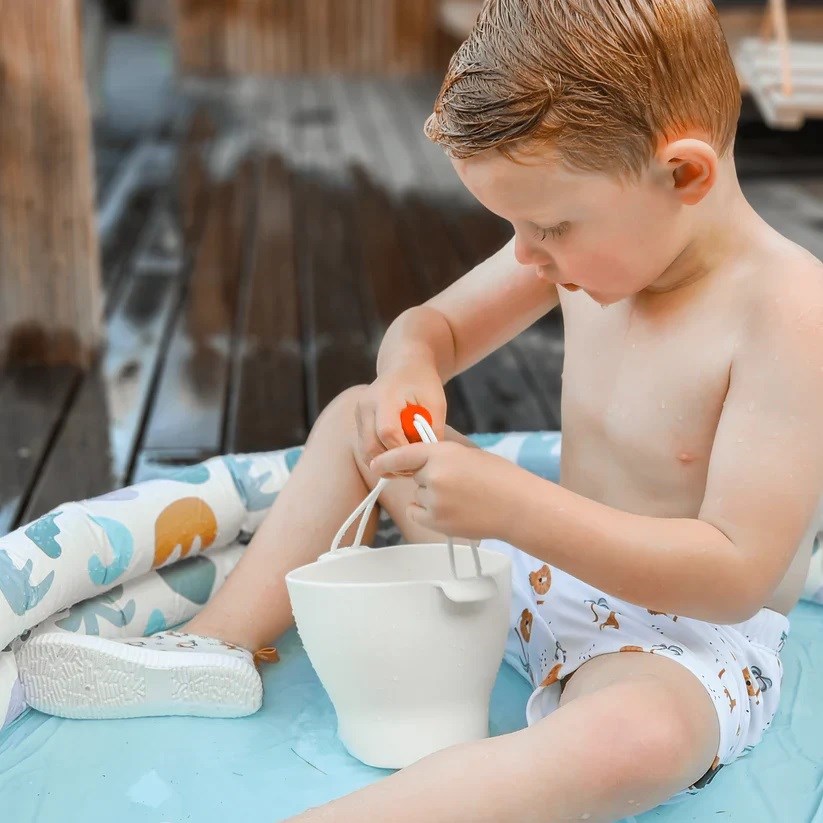 Swim Essentials Ocean Silikon Oyuncak Seti - Kova, Kürek ve 3 adet Kalıp 